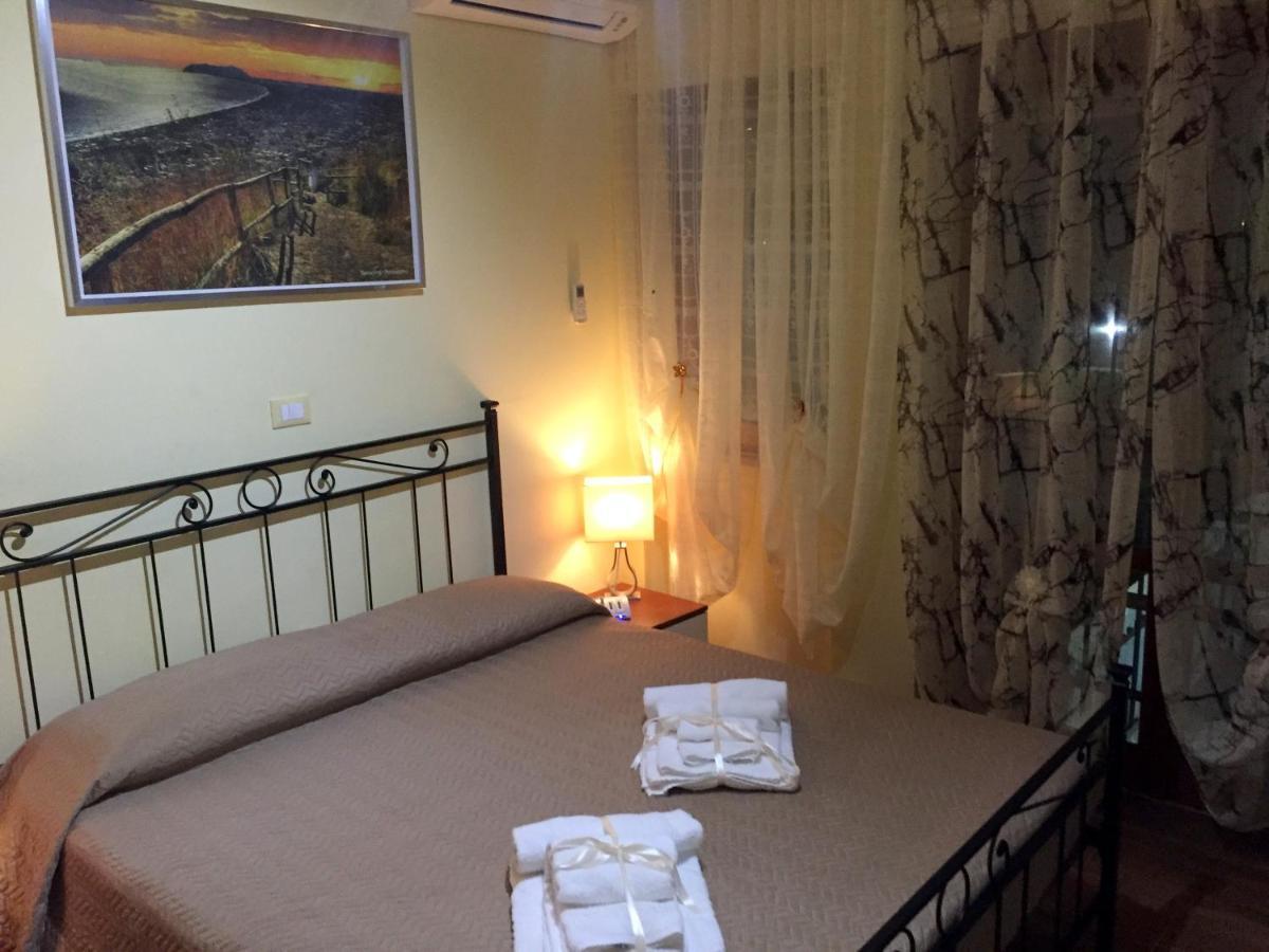Il Giardino Di Adriana Bed and Breakfast Terracina Eksteriør billede